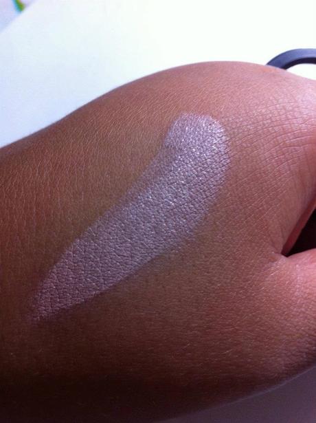 MAC : Cream Colour Base Nude Swatches And Review