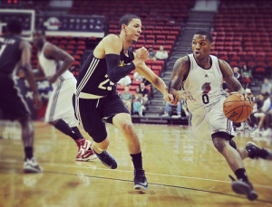 RiversLillard - © 2012 sidelinestoriez.com