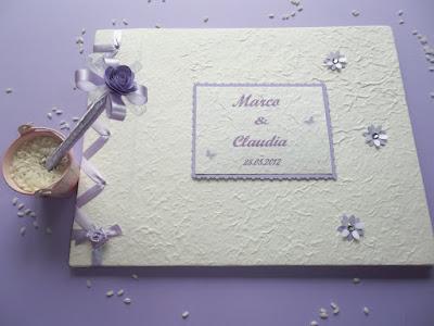 Wedding Guestbook con fiorellini con petali 3d