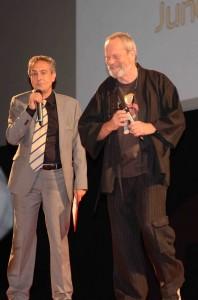 una immagine di Mario Sesti e Terry Gilliam Foto di Carmelo Di Mauro 198x300 su Taormina Film Fest 2012: Luci ed Ombre