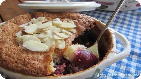 ...mini clafoutis alle ciliegie con cardamomo e vaniglia profumate al vin santo di Carmignano doc... ...mini clafoutis alle ciliegie con cardamomo e vaniglia profumate al vin santo di Carmignano doc...
