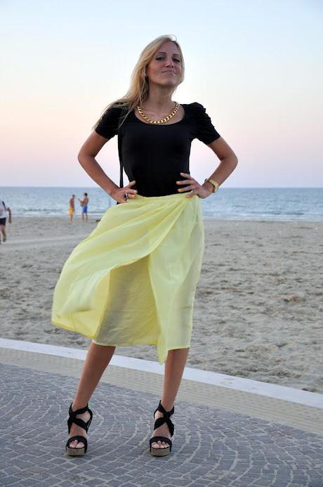 Outfit Yellow long Skirt