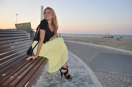 Outfit Yellow long Skirt