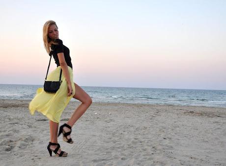 Outfit Yellow long Skirt