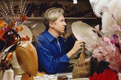 PHILIP TREACY TORNA A SFILARE A LONDRA