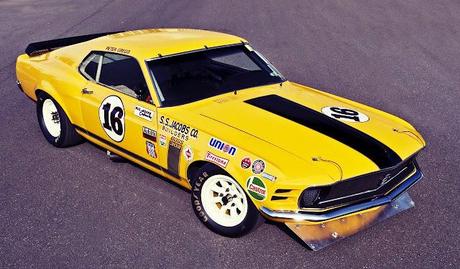 1970 Ford Mustang Boss 302, driven by Peter Gregg