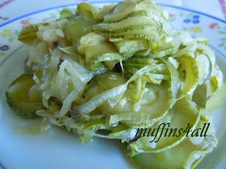 Zucchine spadellate con cipollotto (tanto!) e origano freschi