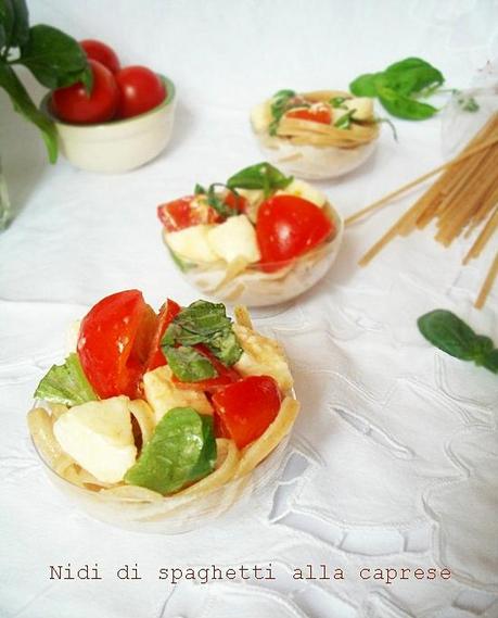 Pasta integrale con pomodoro e mozzarella