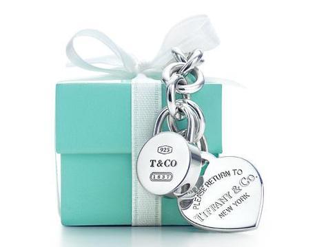 tiffany & co pacchetto LOVE IS EVERYWHERE E TIFFANY LO CELEBRA DAL 1837