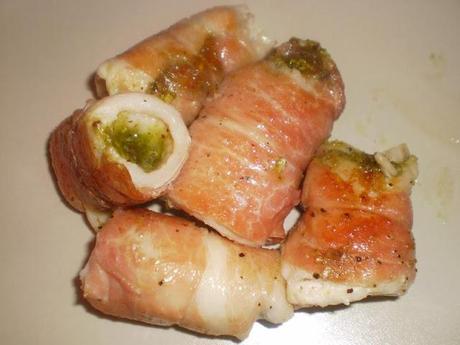 Rotolini di platessa, crudo e pesto di pistacchi