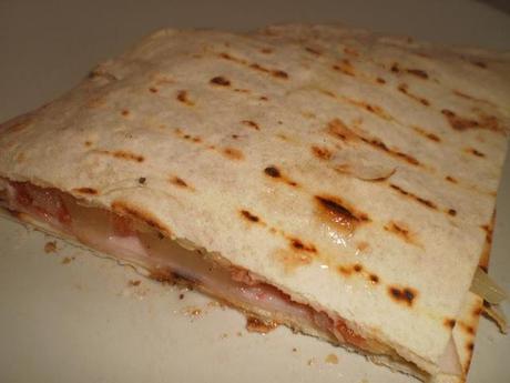 Piadina con tacchino, pecorino, fichi e miele