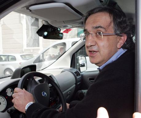 I tedeschi a Marchionne: “Dimettiti e vendi meglio!”