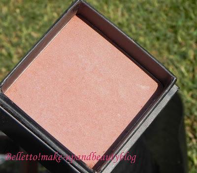 Benefit - Dallas Box o' Powder e Ultra Plush Lip Gloss...per vere cowgilrs!