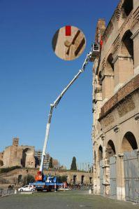 Al Colosseo fanno sul serio