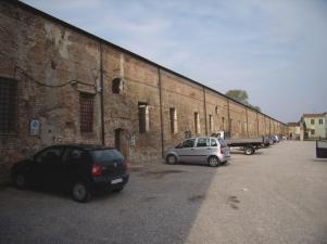 Mura Pizzighettone Non ci sono mura contro la povertà a Pizzighettone. Salgono l’addizionale Irpef comunale: dallo 0,5% allo 0,6%