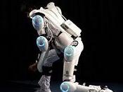 italia chiediamo ancora serva meno banda larga. giappone testano esoscheletri