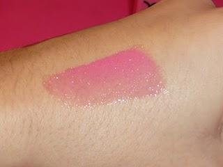 Swatch Mega shine &  Round Lip Gloss NYX