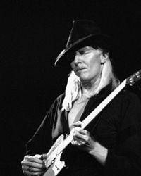 15 - Johnny Winter