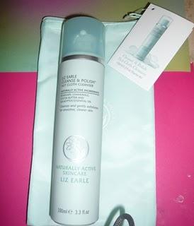 Cleanse & Polish Hot Cloth Cleanser LIZ EARLE