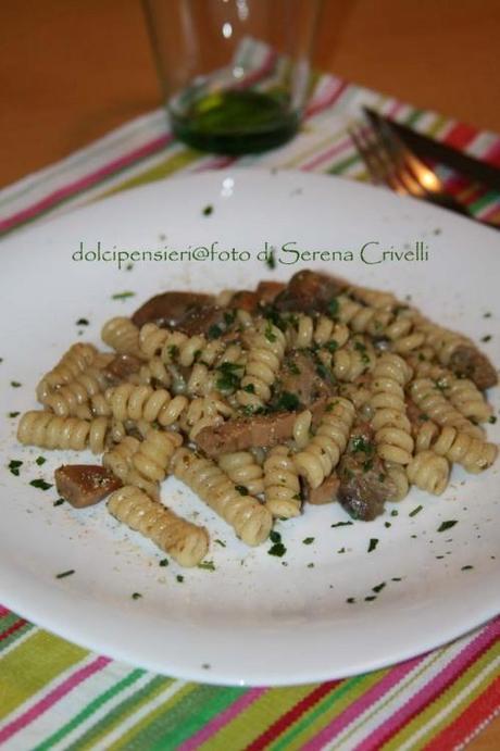 FUSILLI ALLA BOSCAIOLA di Dolcipensieri