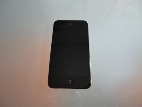 Apple iPod Touch 4G: unboxing e prime impressioni