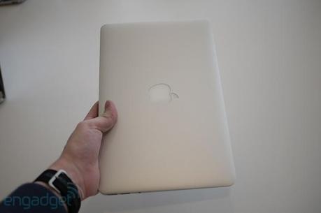 Apple presenta i nuovi MacBook Air da 13 e 11 pollici | Tutte le caratteristiche, le foto ed i prezzi!