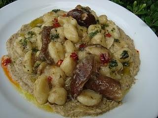 Gnocchi alla crema di funghi