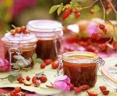 [Marmellata_con_bacche_di_rosa_canina.jpg