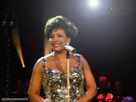 UN ANNO FA ... SHIRLEY BASSEY BBC  ELECTRIC PROMS - LE MIE FOTO