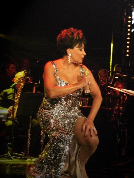 UN ANNO FA ... SHIRLEY BASSEY BBC  ELECTRIC PROMS - LE MIE FOTO