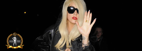 Candids: Lady GaGa a Londra (25/10/2010)