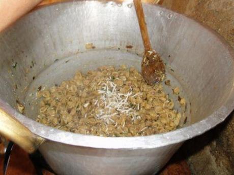 Orecchiette con pesto di melenzane e guanciale