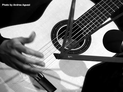 Guitars Speak: Guitar Radio program on Radio Voce della Speranza