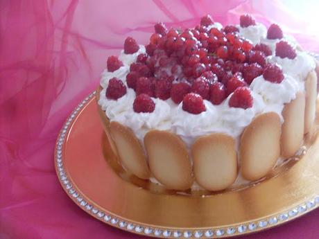 torta semifreddo mandorlato ai ribes e lamponi