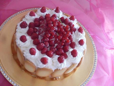 torta semifreddo mandorlato ai ribes e lamponi