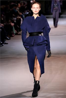 Moda e Tendenze Autunno - Inverno 2012 - 2013   PASSIONE BLU!