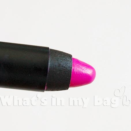 A close up on make up n°98: Lord&Berry; 20100 Shining Lipstick n°7272 Fuchsia