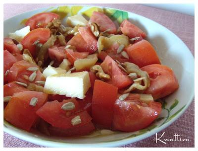 Insalata di pomodori speciale