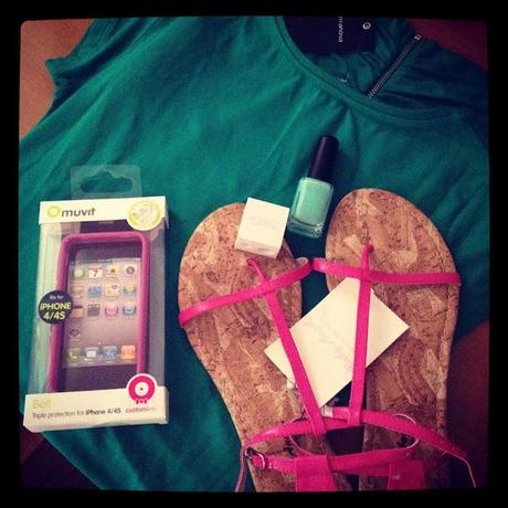 OUTFITS: LIFE IN GREEN HOPE & ROSA FLUO!