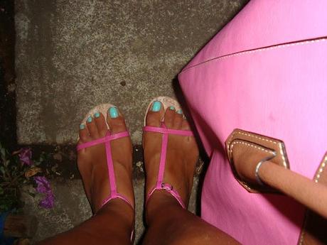 OUTFITS: LIFE IN GREEN HOPE & ROSA FLUO!