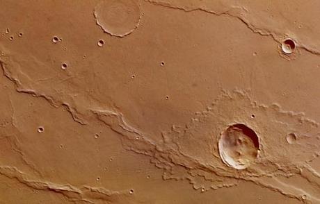 Complessa la storia geologica di Marte