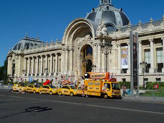 Unboxing Paris