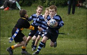 8 euro per aprire una scuola di rugby: chi vuol dare una mano?