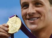 Olimpiadi Londra 2012. Ryan Lochte l’apparecchio diamanti quasi costato l’oro olimpico