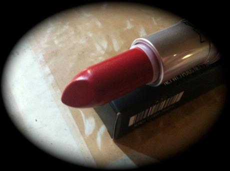 MAC : Fire Sign Lipstick