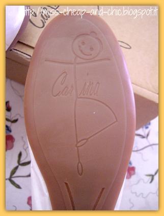 Cartina La Ballerina, la scarpa fatta di CARTA!