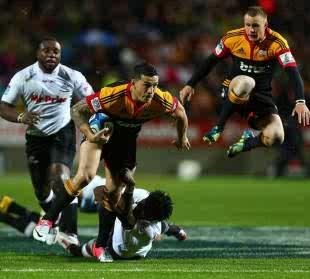 Super Rugby: Chiefs campioni e Sharks surclassati (37-6)