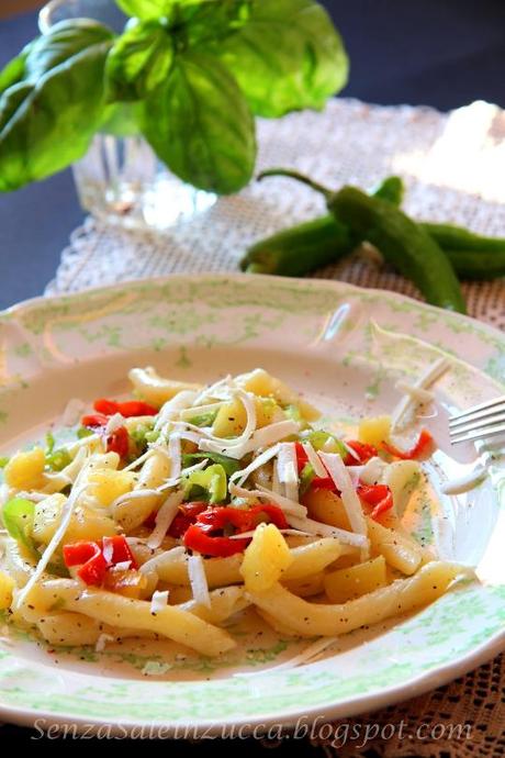 Pasta con i friarelli e le patate