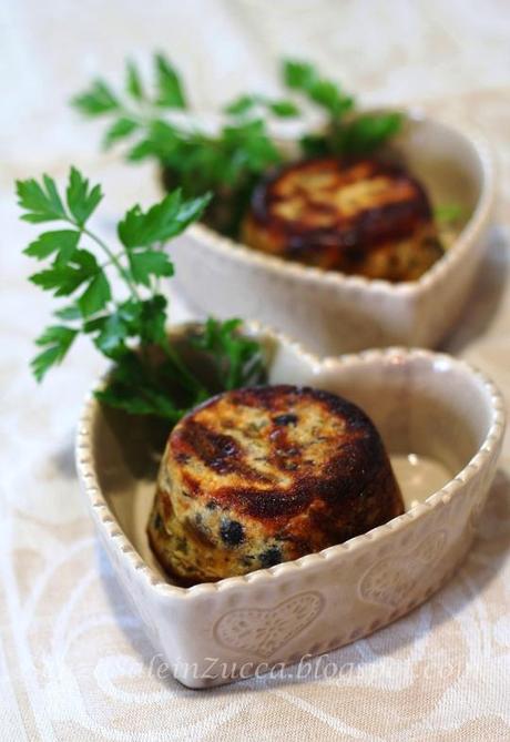 Tortino di asparagi con cetriolini ed olive