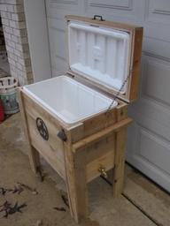 DIY Pallet Cooler